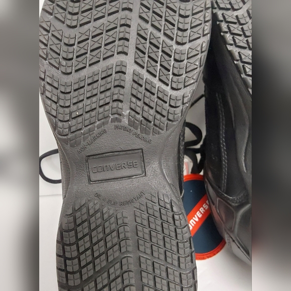 NIB CONVERSE Women's Work Shoes SIZE: 6.5 MEDIUM - Picture 4 of 8